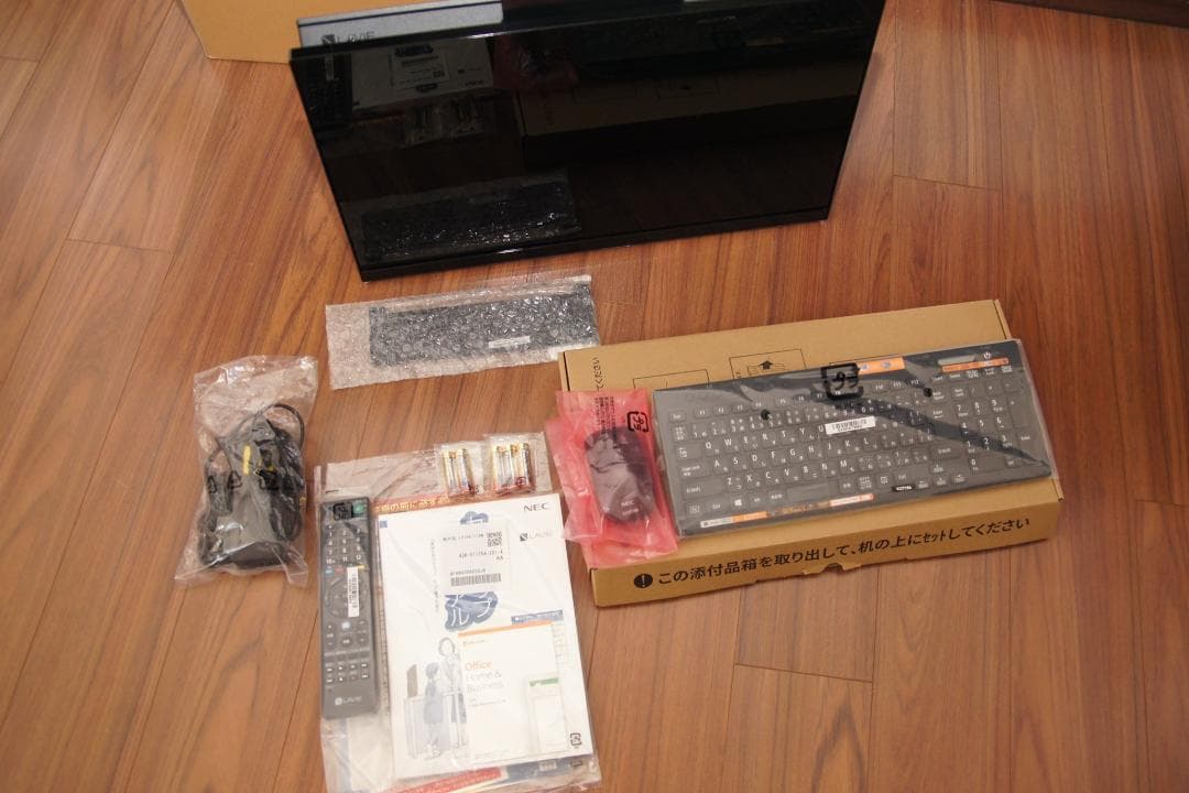 NEC LAVIE PC-A2377BAB　一体型PC Office付　地デジ