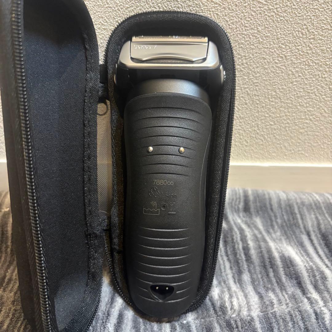 【新品未使用品】BRAUN Series 7 7880cc シェーバー