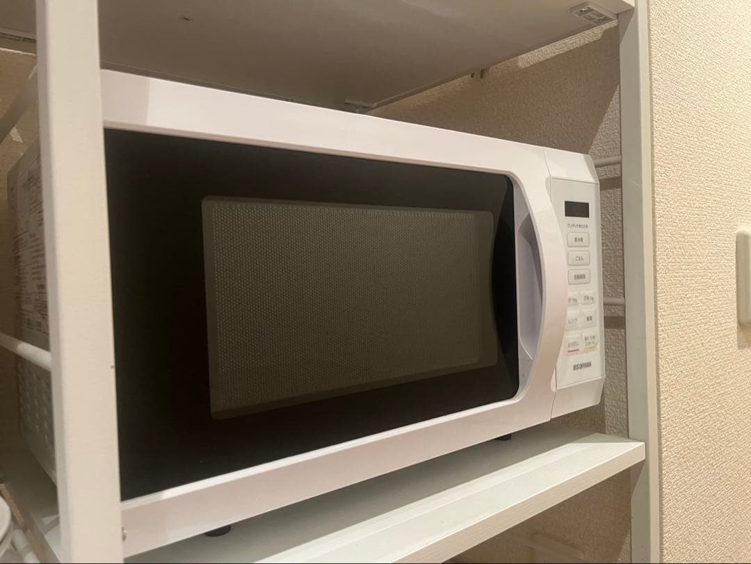 【美品・送料無料】アイリスオーヤマ　電子レンジ 18L IMB-F186-W