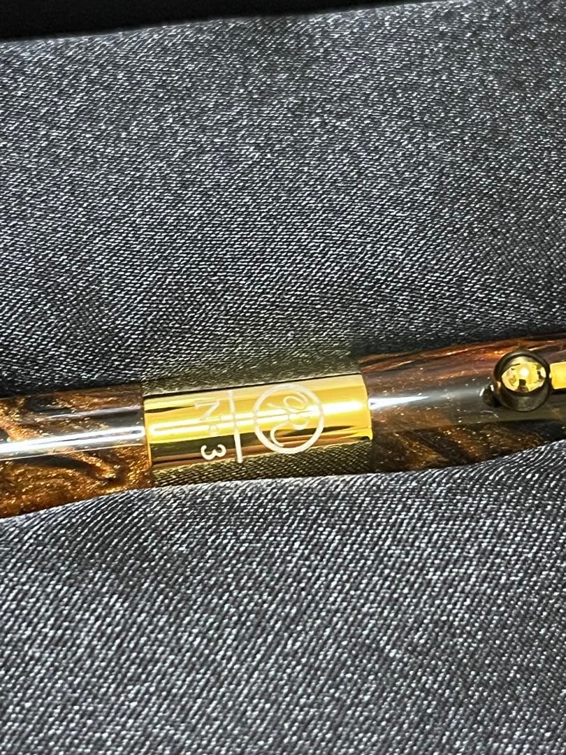 2024年限定デザイン　Romeo No.3オーリックアンバー　細軸