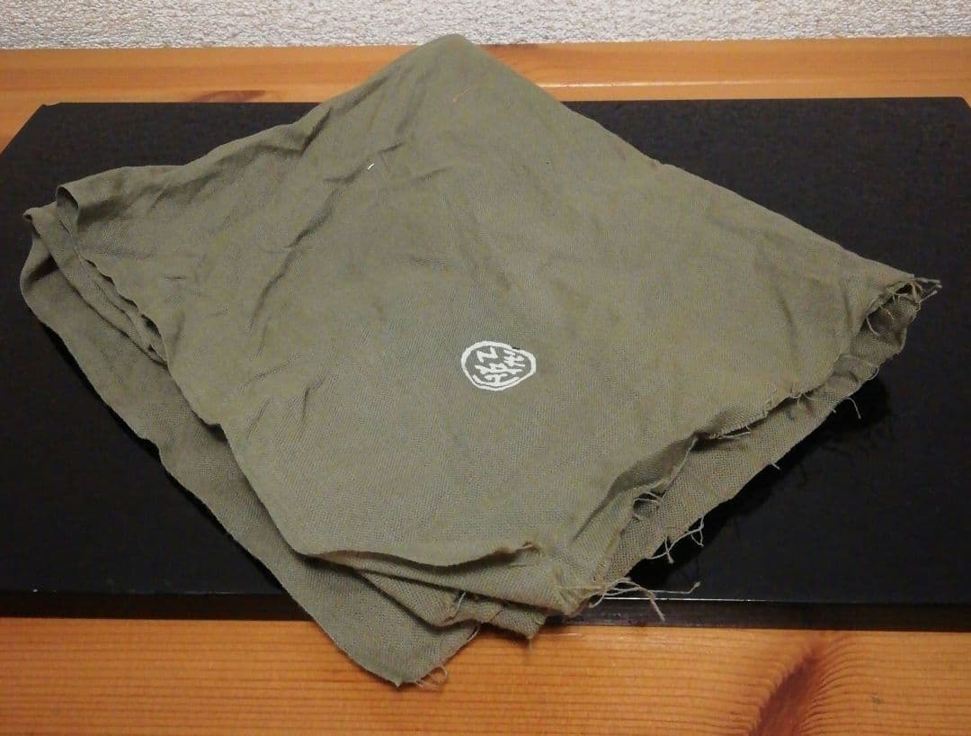十四代　坂倉新兵衛　萩焼　茶碗　共箱　共布　茶道具