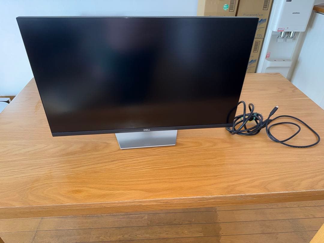 DELLモニター 本体