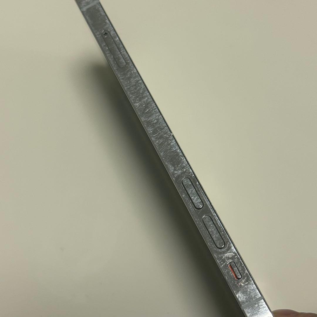 iPhone 12 Pro 本体　ジャンク品　背面割れ