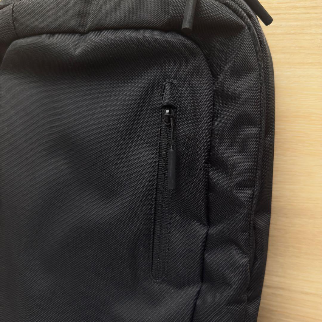 【新品タグ付き】incase インケース　ナイロンバックパック