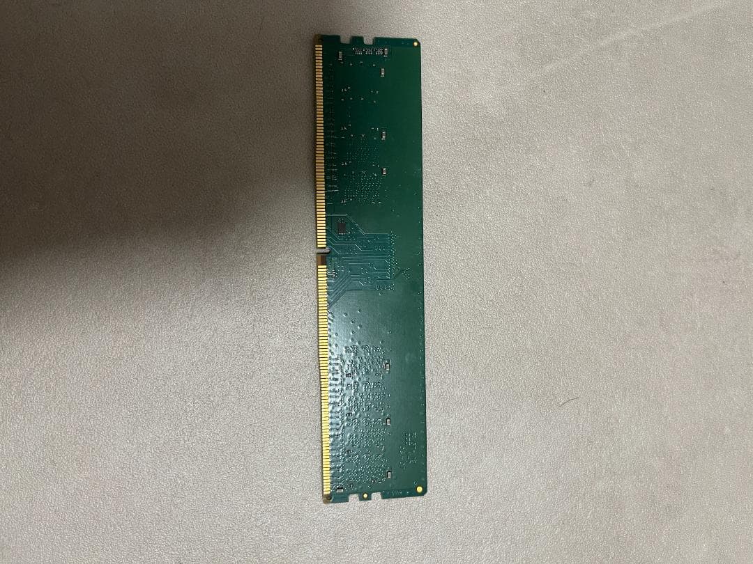 DDR4 16GB メモリ 1600.4MHz シングルチャンネル