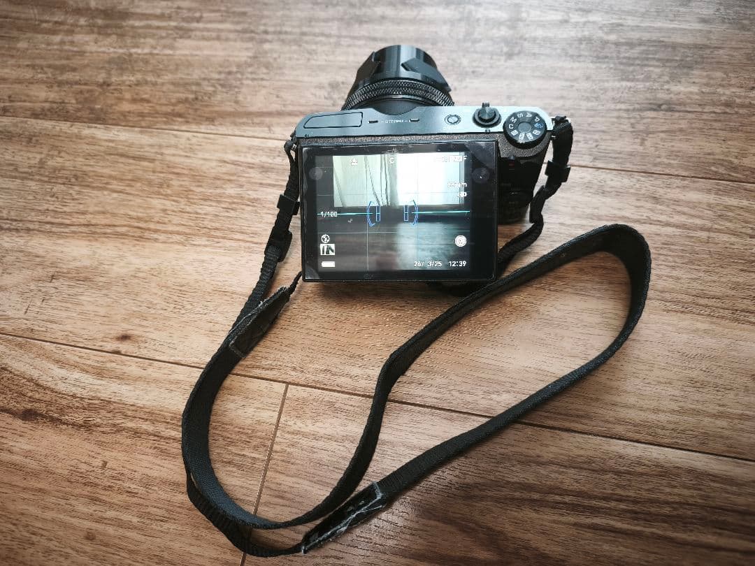 デジタルカメラ CASIO exlim EX-100F