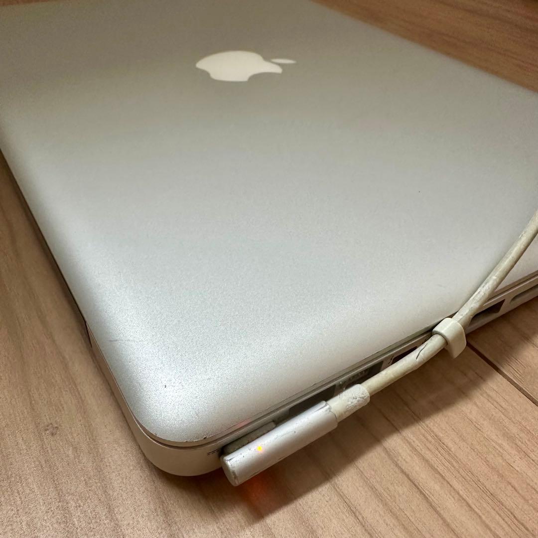 極希少 MacBook Pro(OS X El Capitan)本体 動作良好