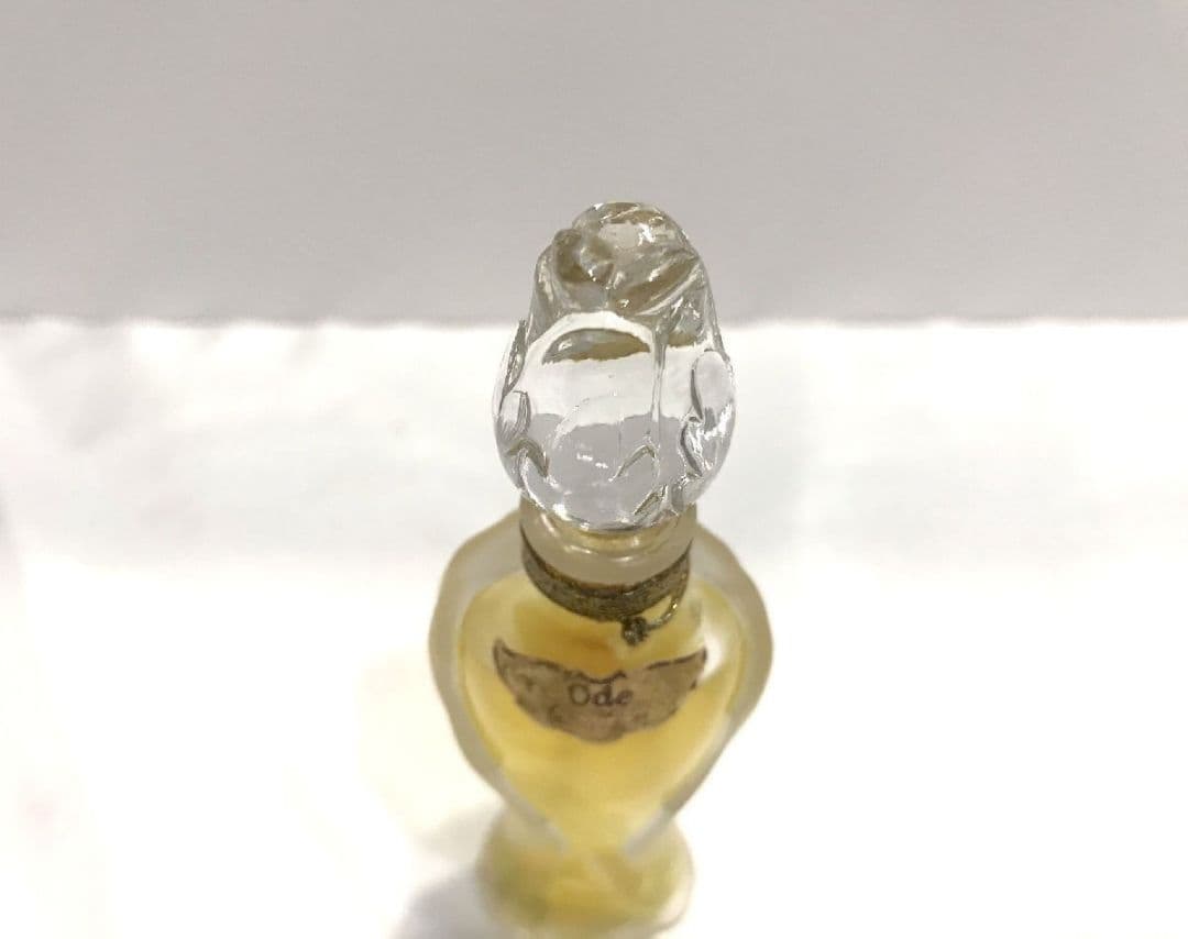 香水 ゲラン GUERLAIN■Ode パルファム 15ml 蕾 ツボミ ボトル