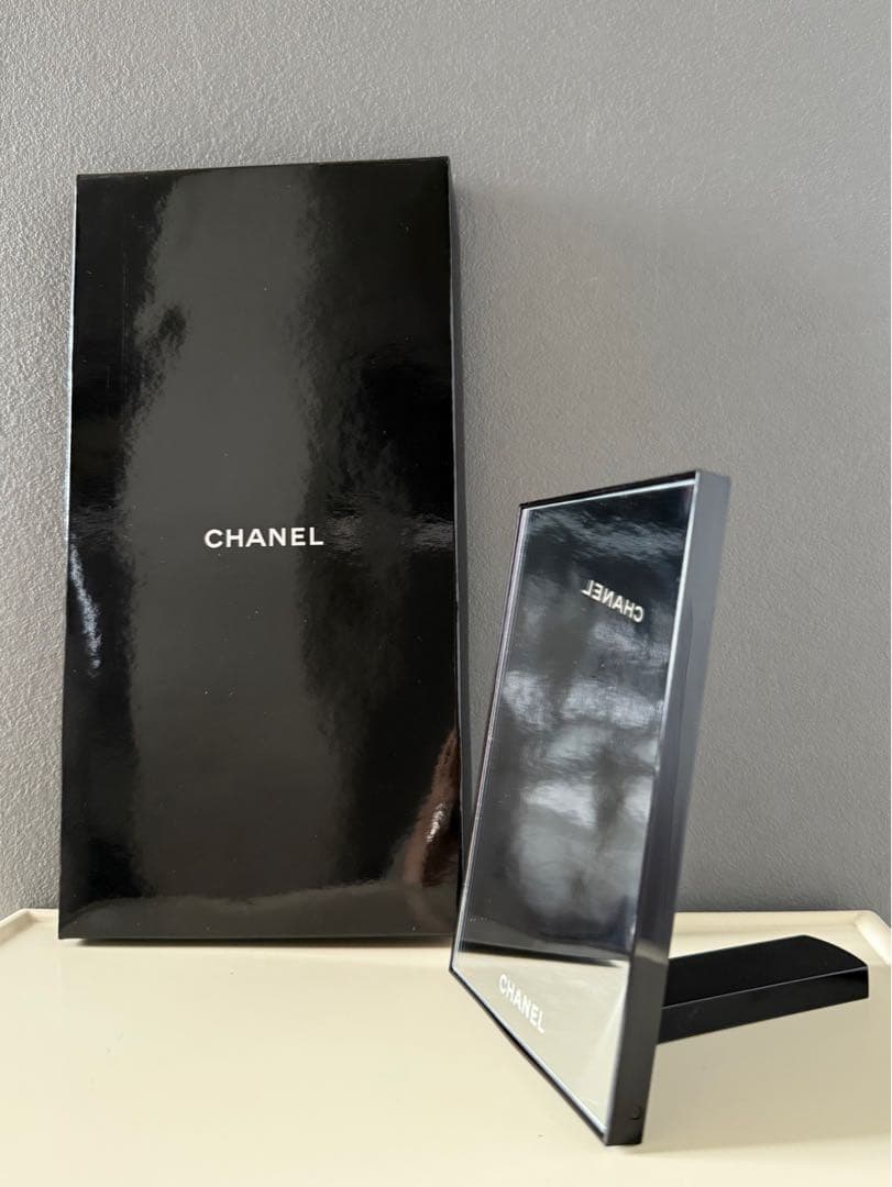 新品 CHANEL シャネル 鏡 ミラー ケース 付き