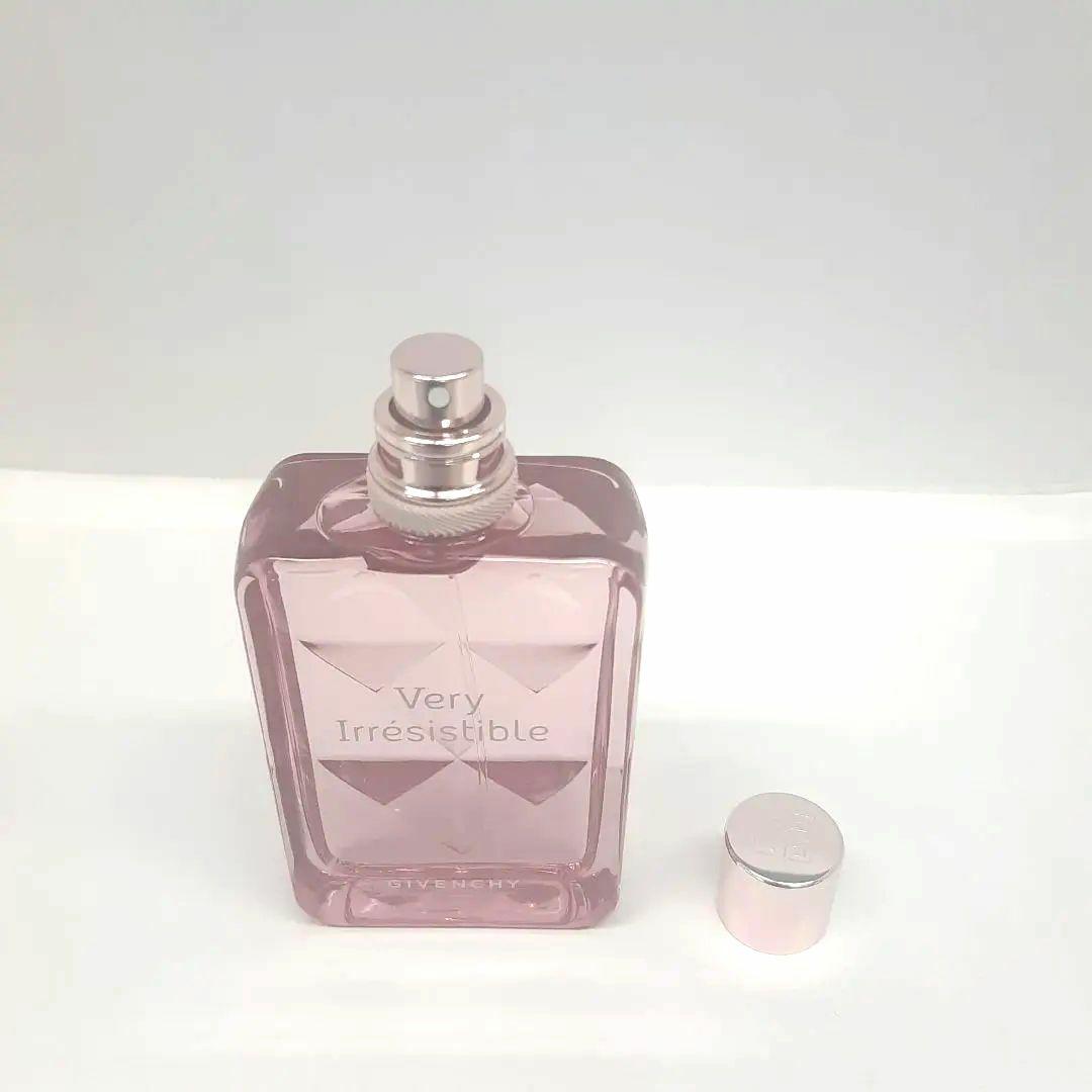 GIVENCHY ヴェリィ イレジスティブル ジバンシイ EDT 80ml 香水