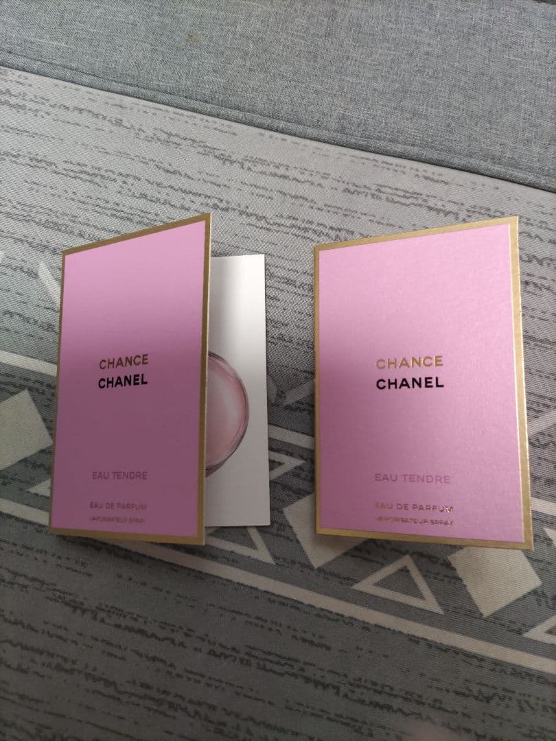 CHANEL　CHANCE　オータンドゥルオードゥパルファム香水とサンプル