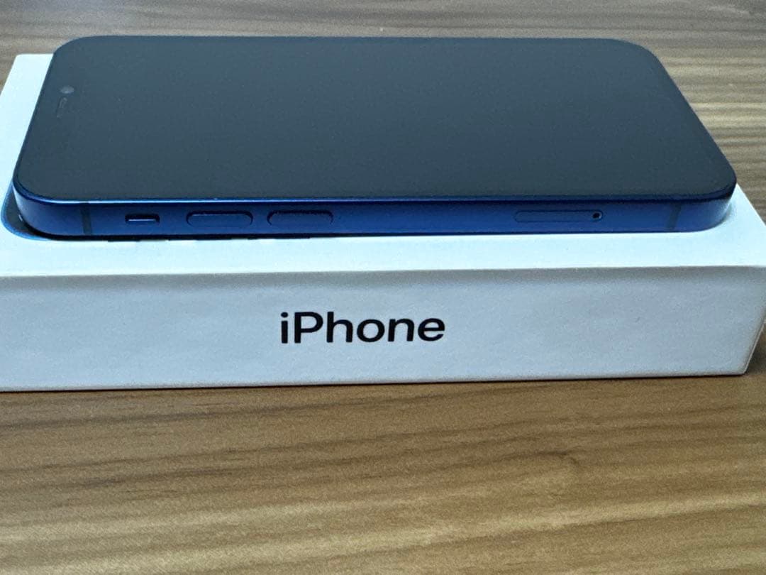 Apple iPhone 12 青 本体 元箱付き