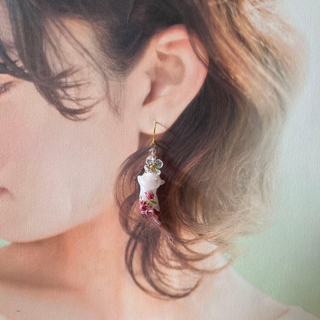 ฅ❤️ ねこ　猫　チューリップ　レジン　花　ピアス　イヤリング　ハンドメイド