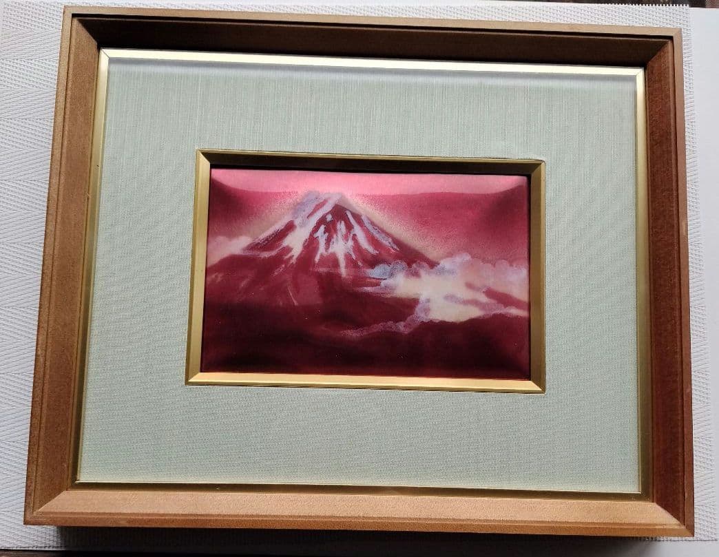 赤紫色の鮮やかな☆赤富士の七宝（しっぽう）　七宝焼　木製フレーム付き