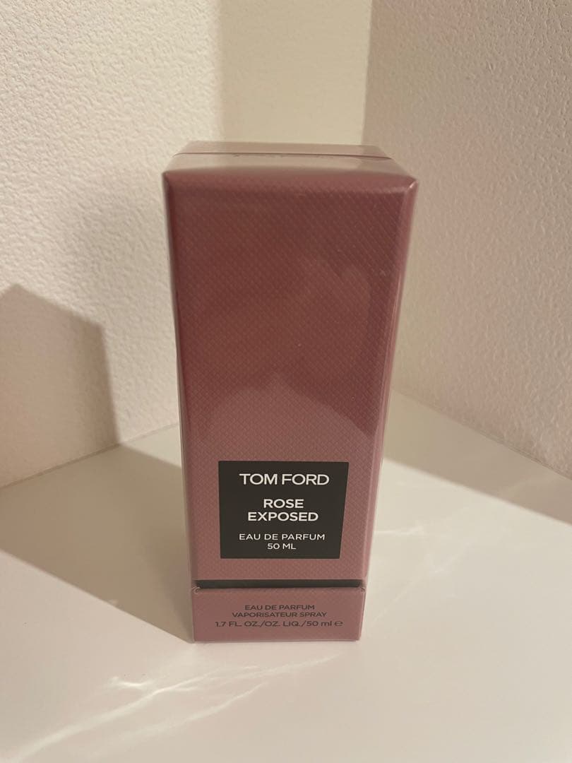 【本日値下げ！】トムフォード ローズエクスポーズド オードパルファム50ml
