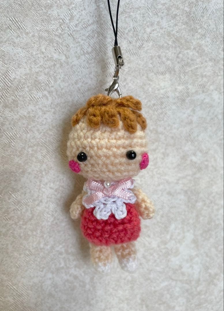 [さくら] 赤ちゃん　ストラップ　キーホルダー　あみぐるみ