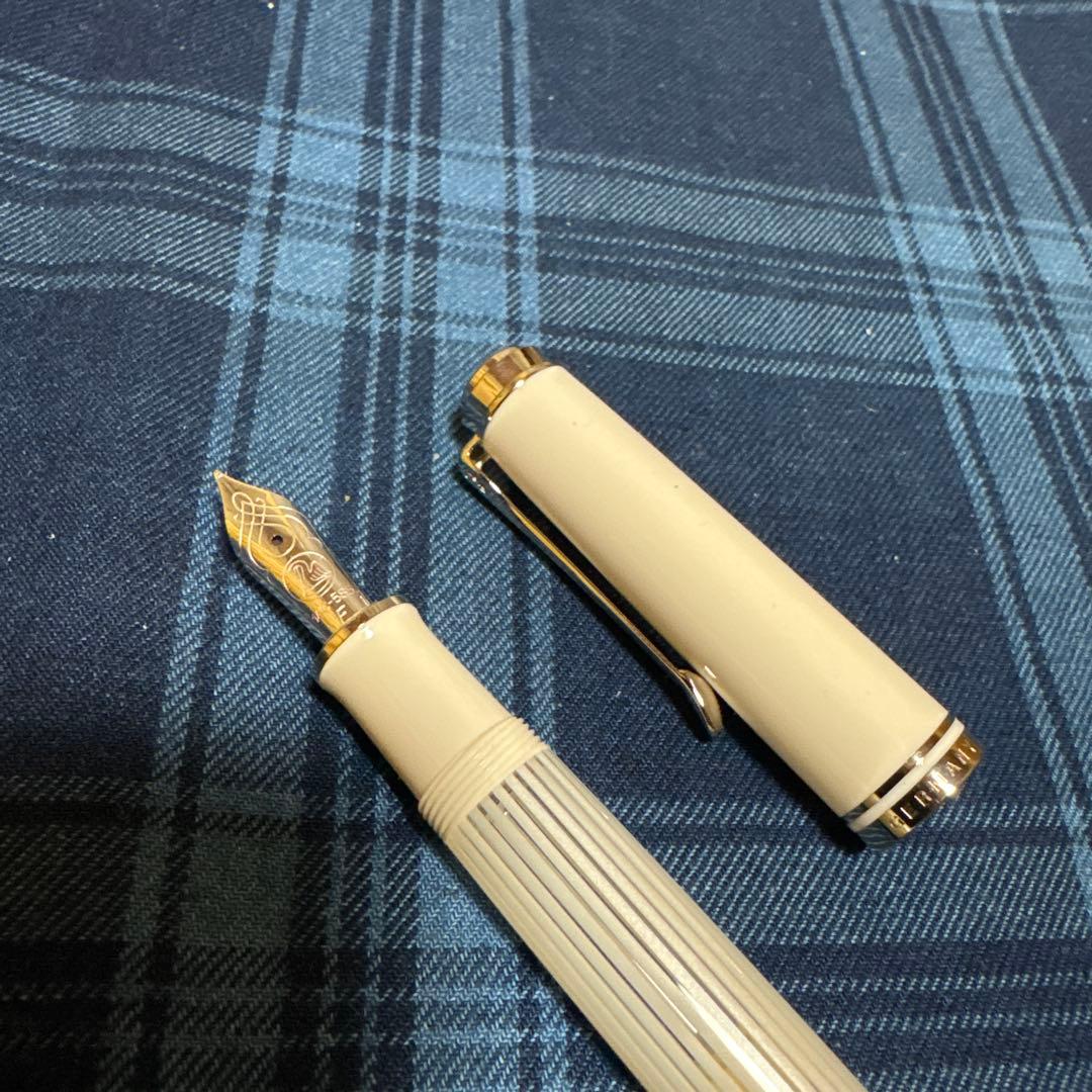 Pelikan 万年筆 M605 ホワイトストライプ Fニブ（細字）