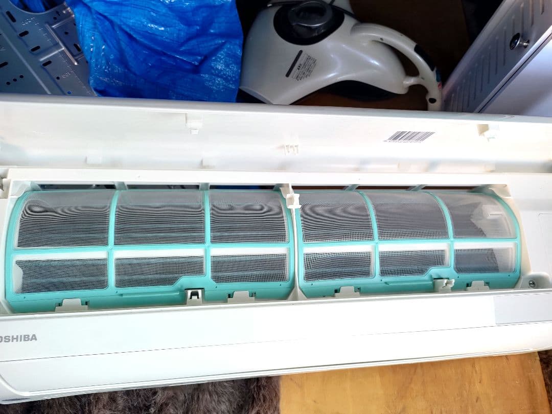 TOSHIBA エアコン本体 RAS-2212T-W