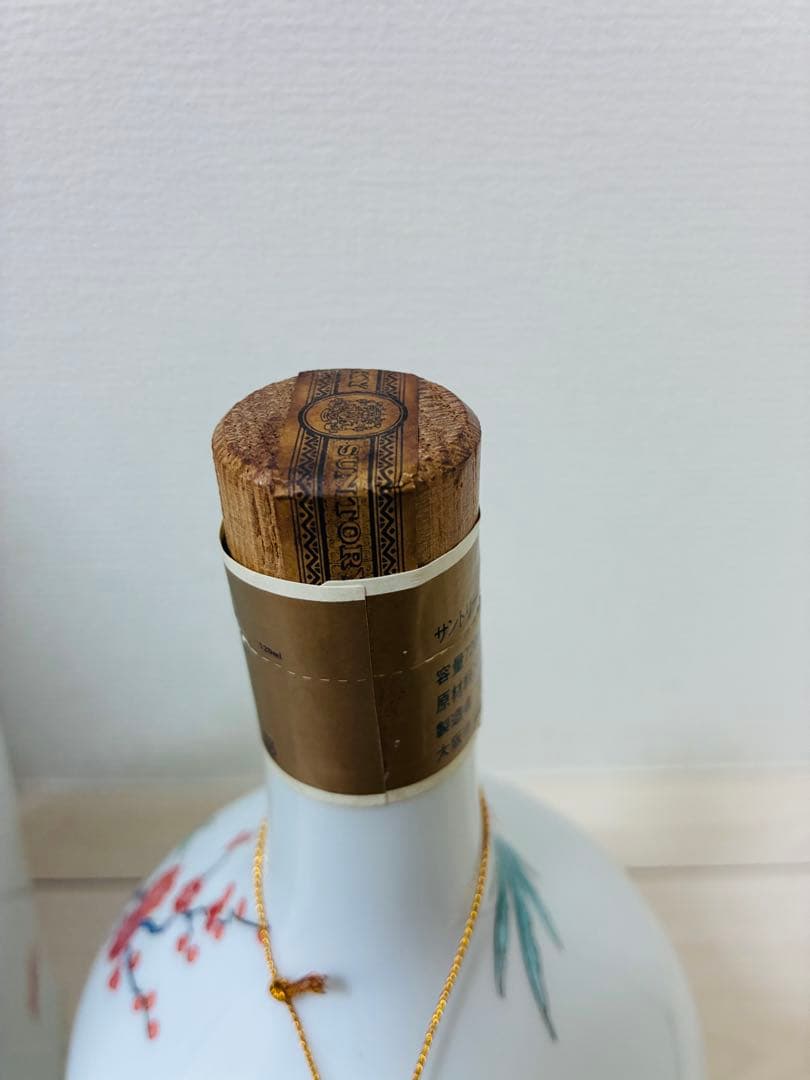 サントリー 有田焼ボトル　錦菊錦鶏菊梅竹文 特級 エクセレンス 陶器2本セット
