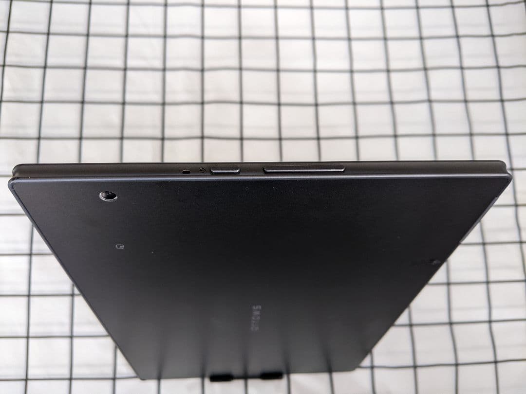 arrows Tab F-02K 4G32G android9 Simフリー⑦