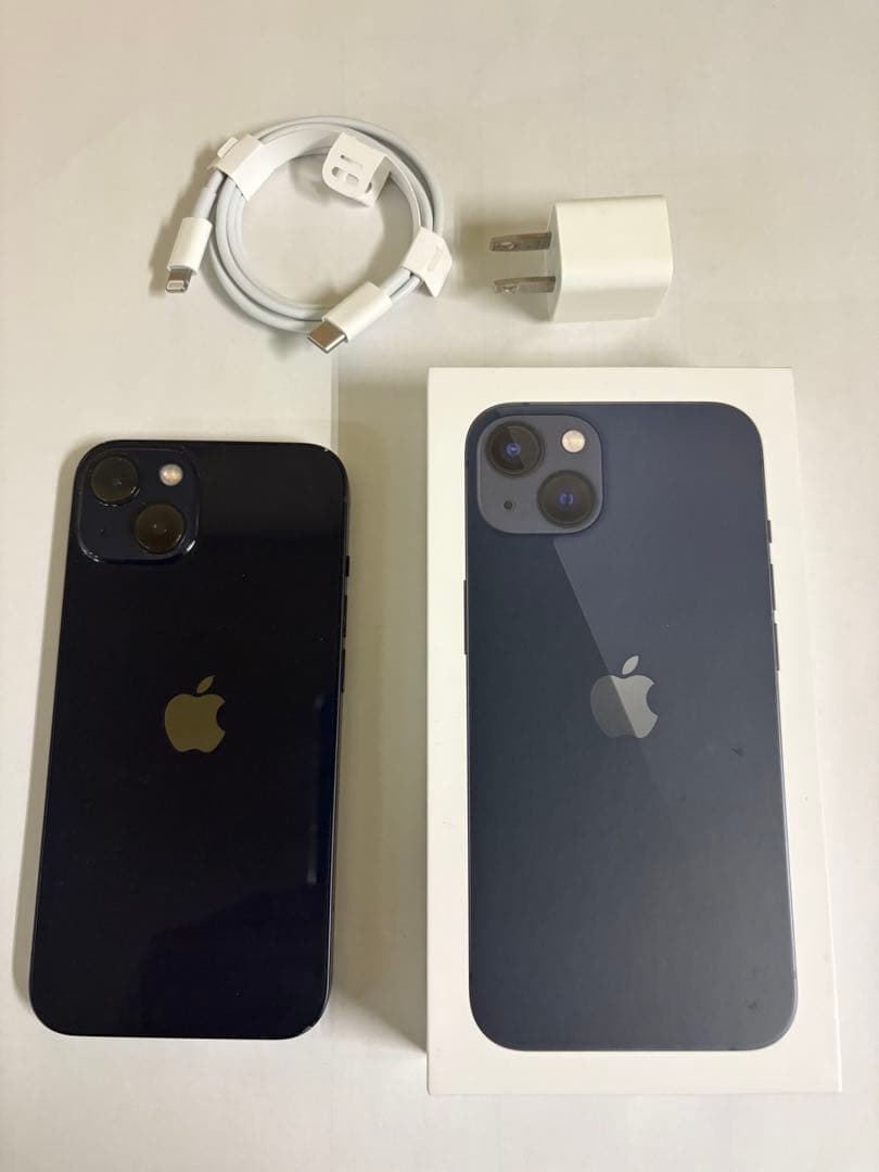 iPhone13 128GB ミッドナイト おまけ付きケース
