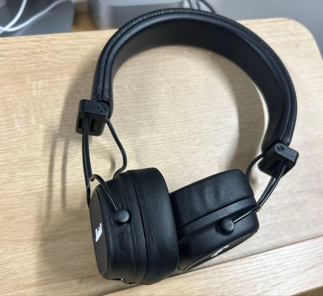 ヘッドホン Marshall major V