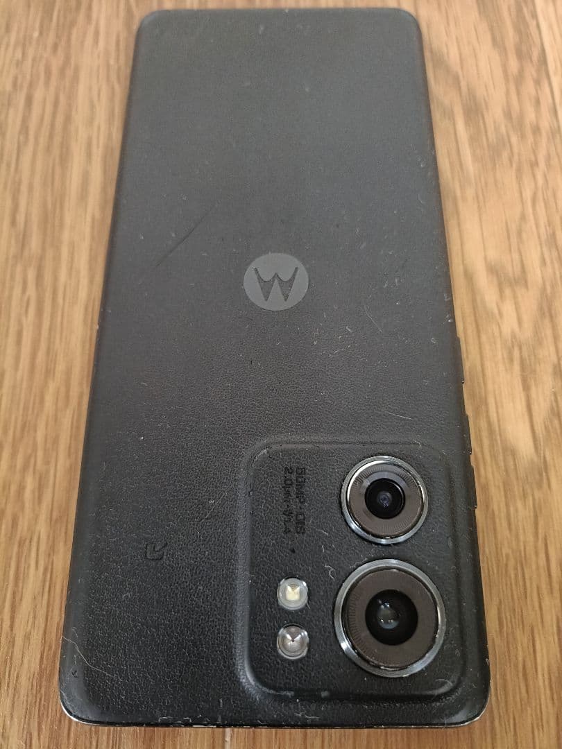 Motorola edge 40　スマートフォン本体　画面ひび割れ