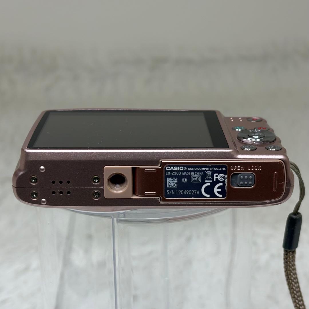 CASIO カメラ　EX-Z300 充電器 ピンク　コンデジ　訳あり