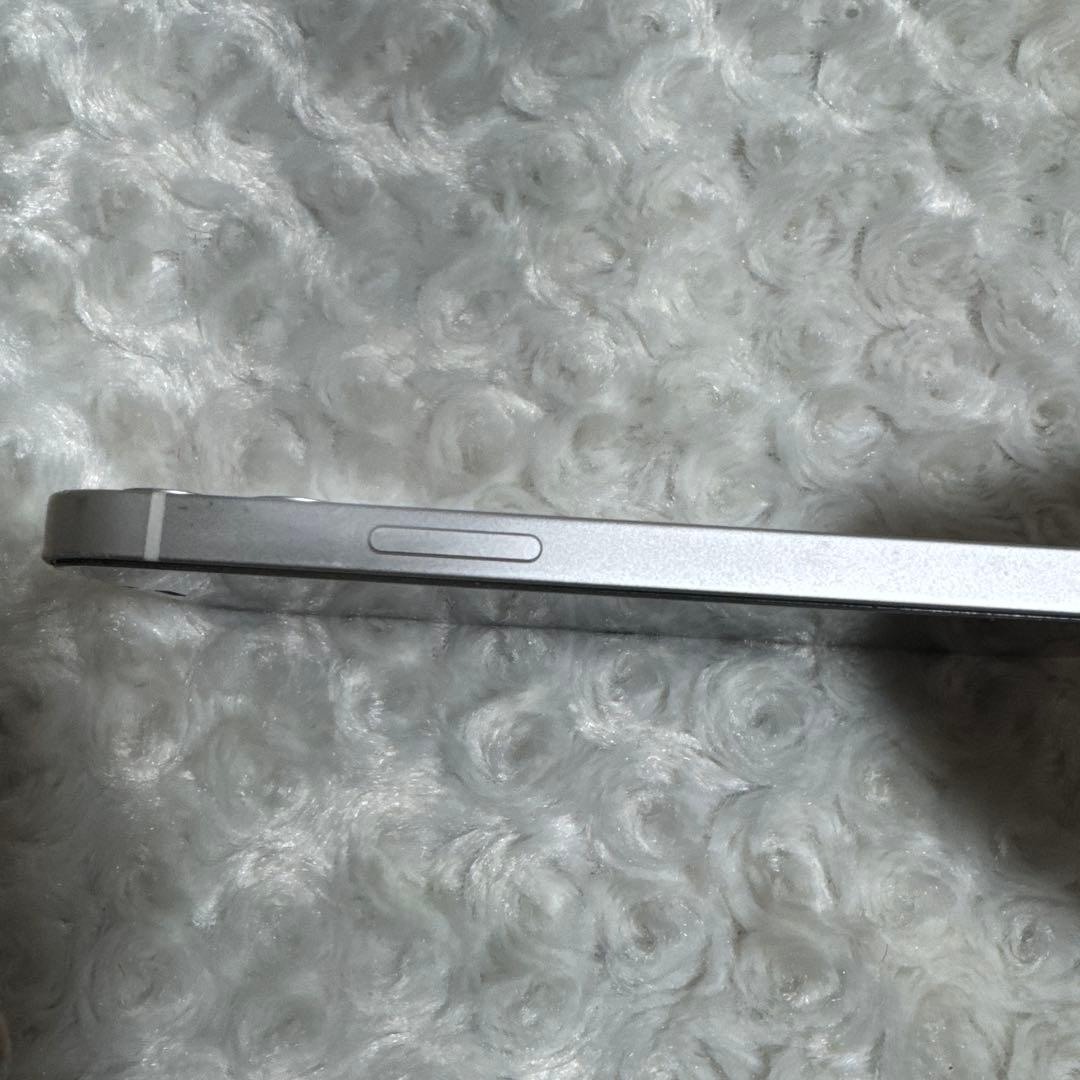 iPhone 12 64GB 本体
