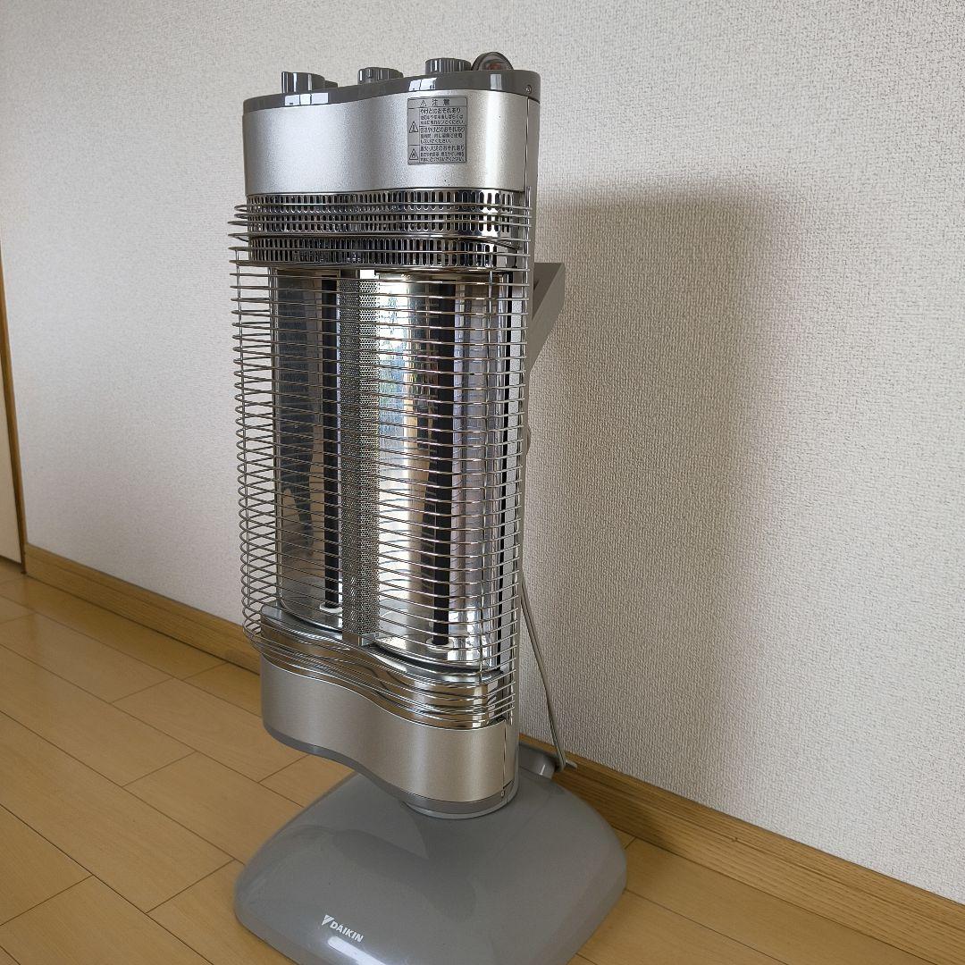 DAIKIN　セラムヒート セラミックファンヒーター タワー型