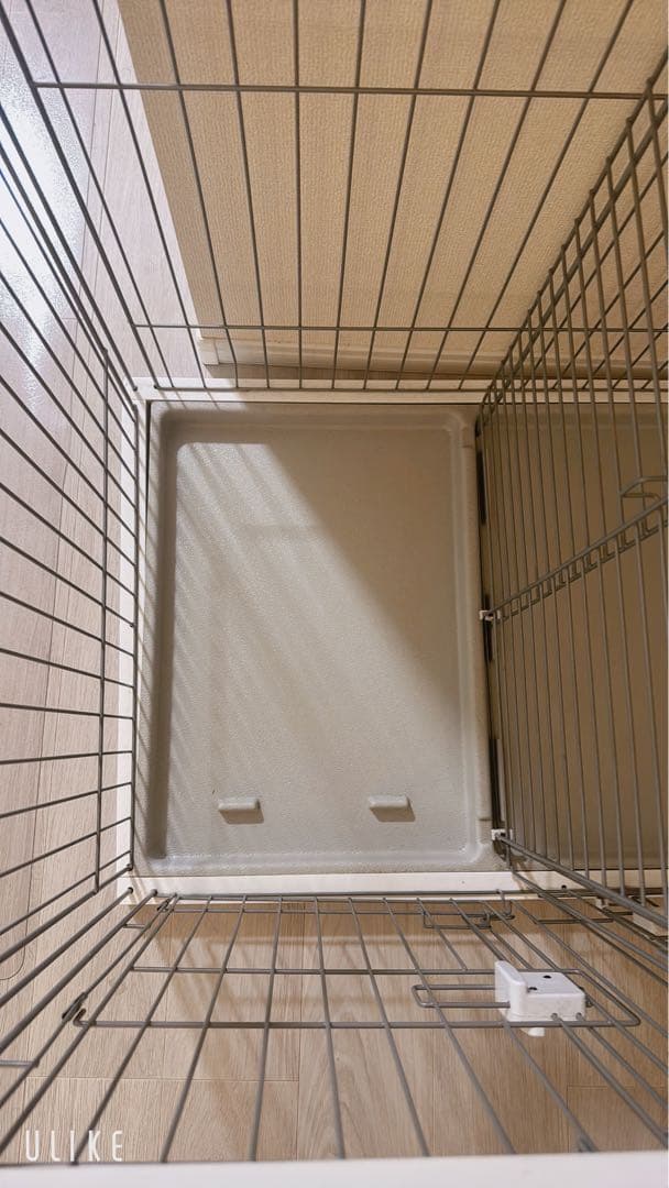 トイレしつけ　金属製犬用ケージ