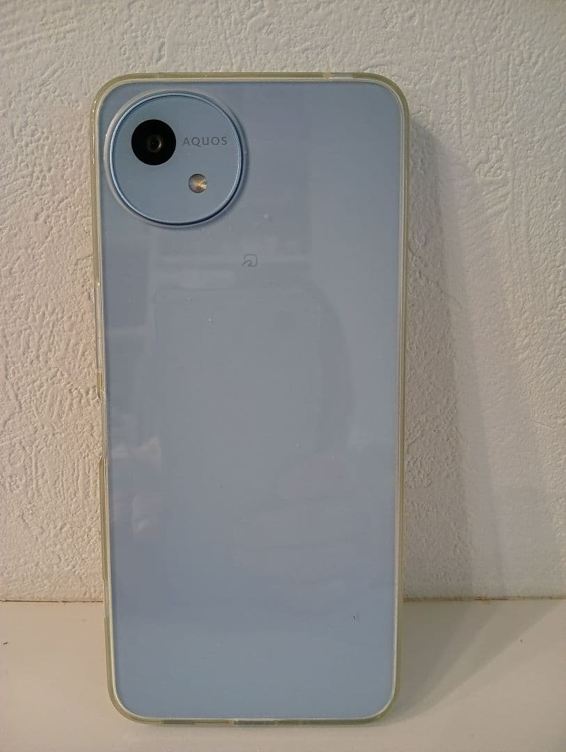 ☆超美品☆AQUOS・WISH4。 スマートフォン 水色 本体。コーティング済