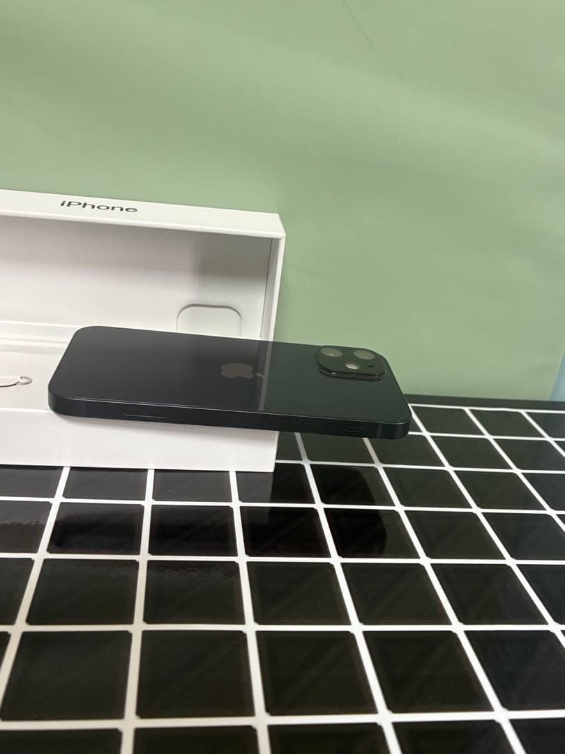 iPhone 12 mini 128GB ブラック　純正バッテリー交換済み