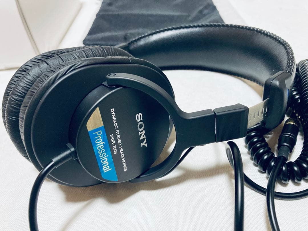 新品 SONY MDR-7506 ヘッドフォン 購入証明あり