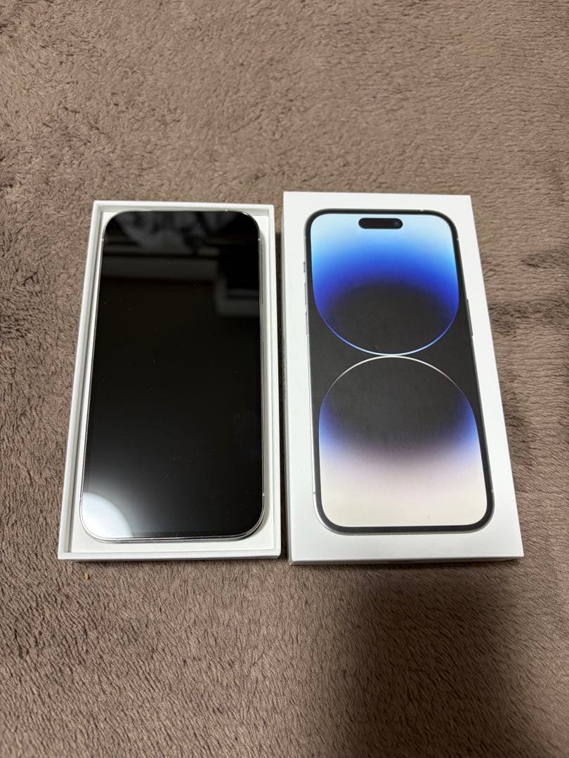 iPhone14Proシルバー本体