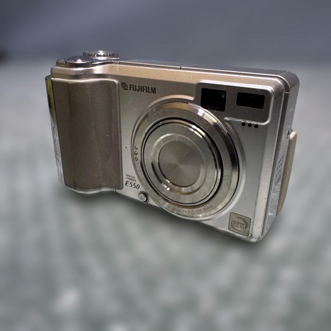 【動作品】Fujifilm FinePix E550 カメラ