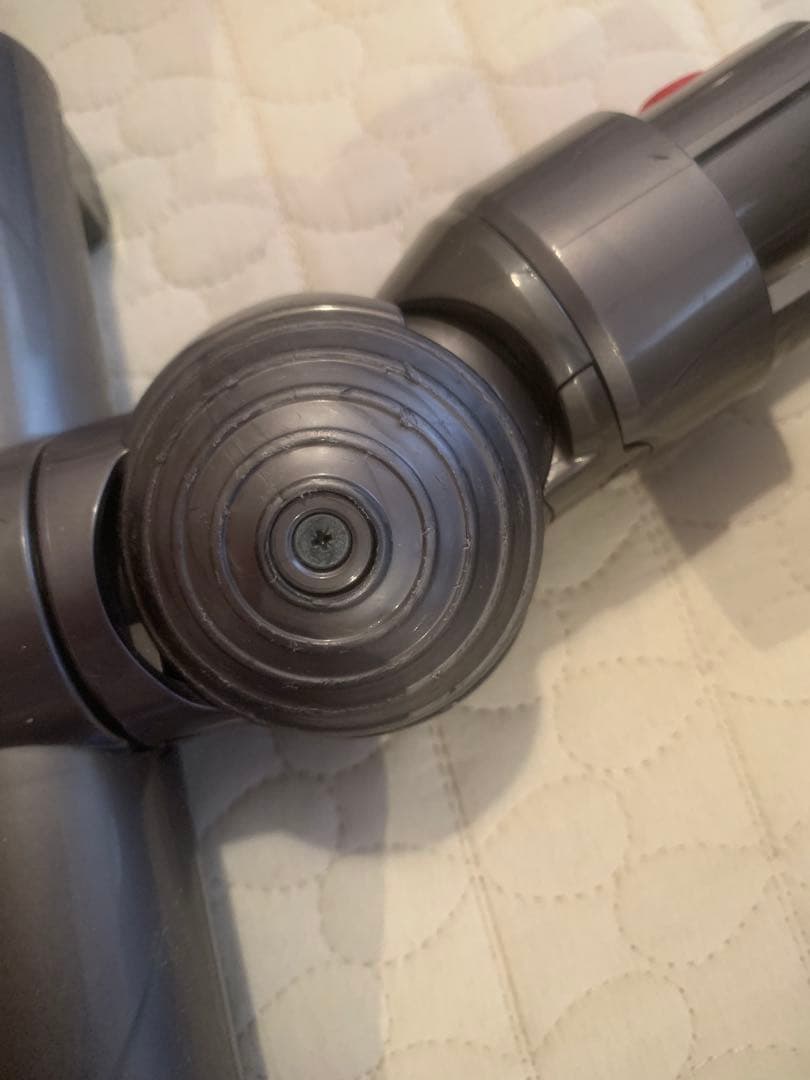 【ジャンク品】 ダイソン　Dyson V7 Slim コードレス掃除機