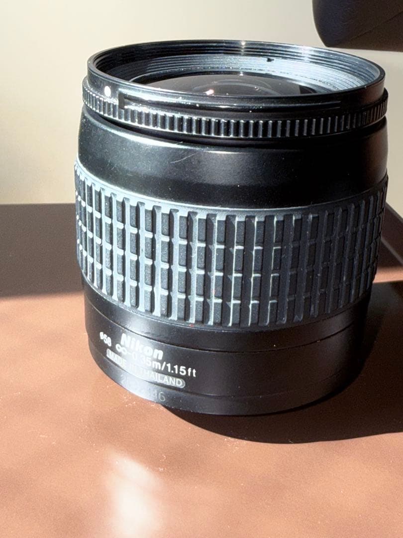 Nikon F80 フィルム一眼レフカメラ　おまけ付き