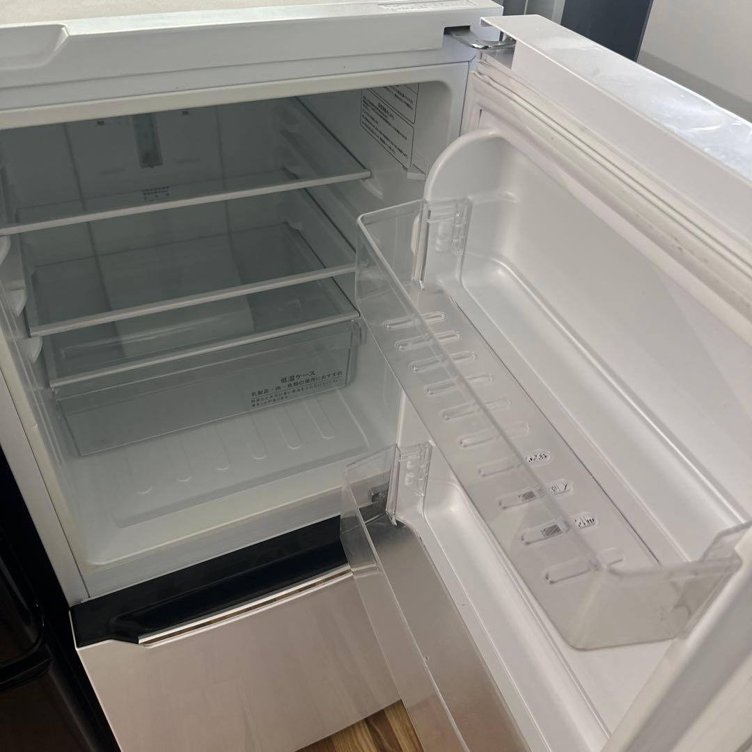 自社配送設置無料　 ハイセンス冷蔵庫　 HR-D1302 2019年/130l