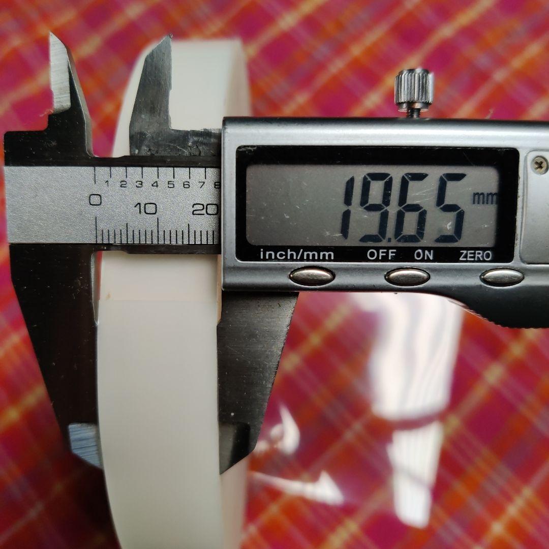 ３Ｍ Y-4924 シリコーンゴム用両面テープ 約19〜18㍉×20㍍　1巻