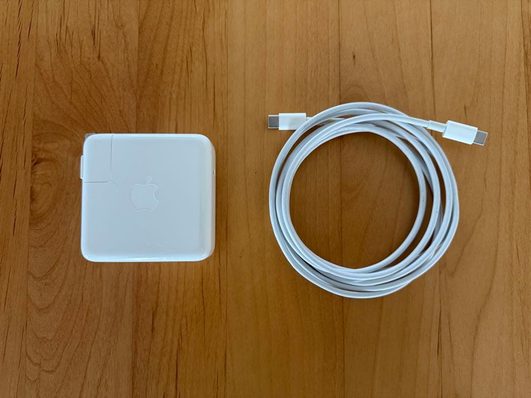 MacBook Pro 2018 13インチ 16GB 256GB US