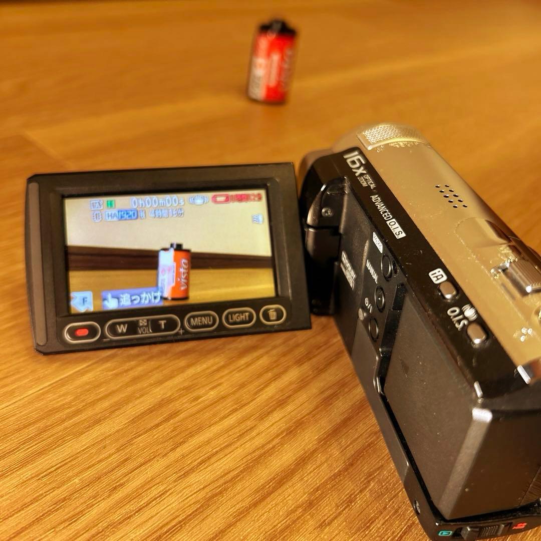 パナソニック　HDC-TM30 デジタルハイビジョンビデオカメラ　日本製