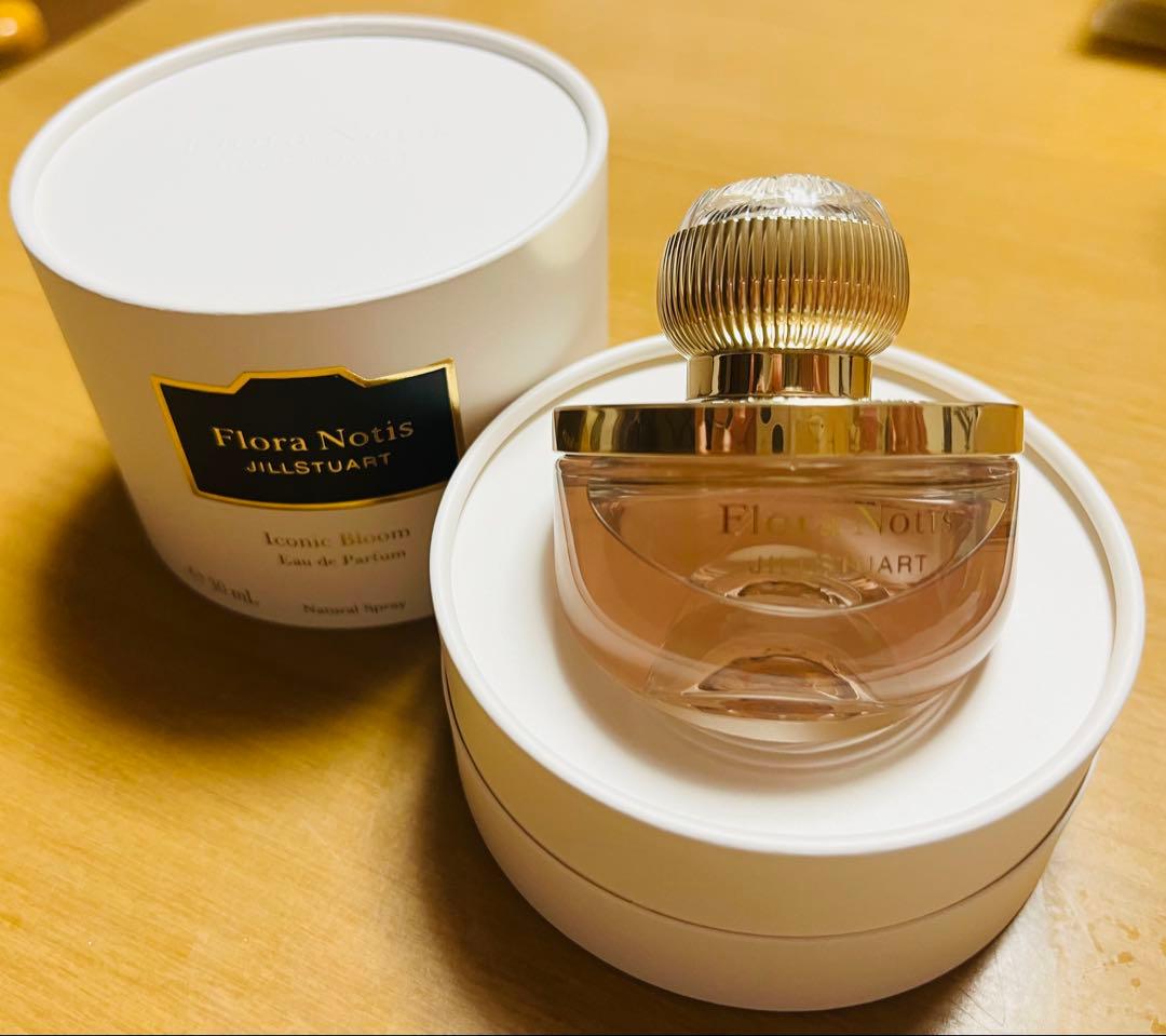 Flora Notis Jill Stuartアイコニックブルームジャスミン石鹸