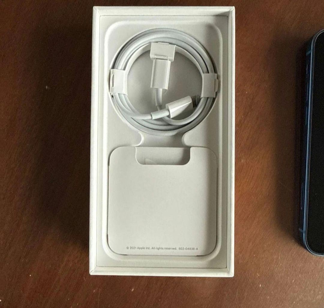 Apple iPhone 13 mini 青色 本体 充電ケーブル付き