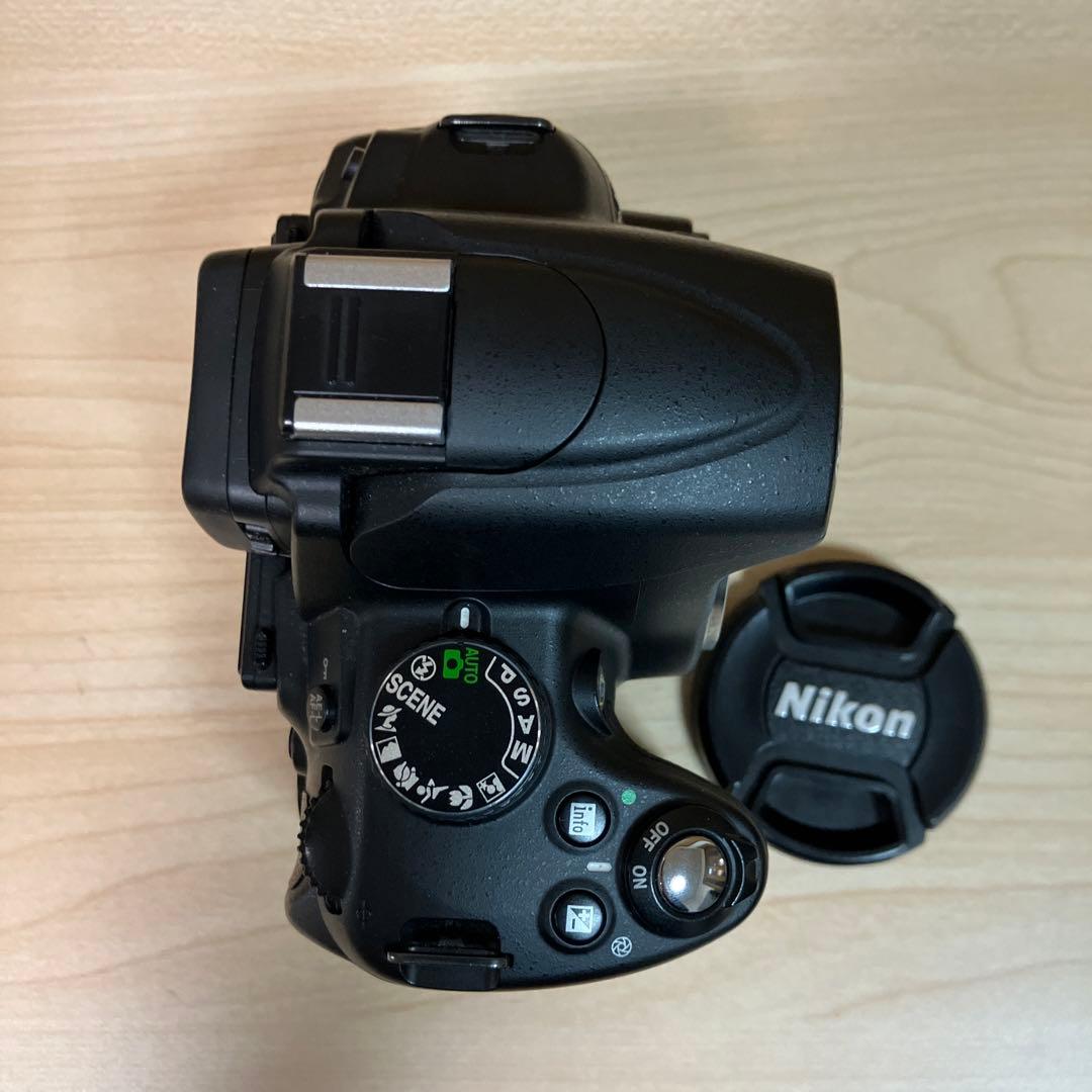 Nikon D5000 AF-S 18-55mm キット (2833ショット)