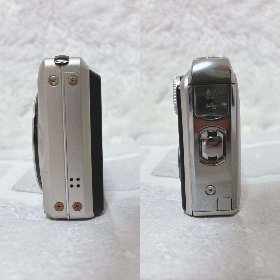 Fujifilm FinePix F50fd コンパクトデジタルカメラ　シルバー