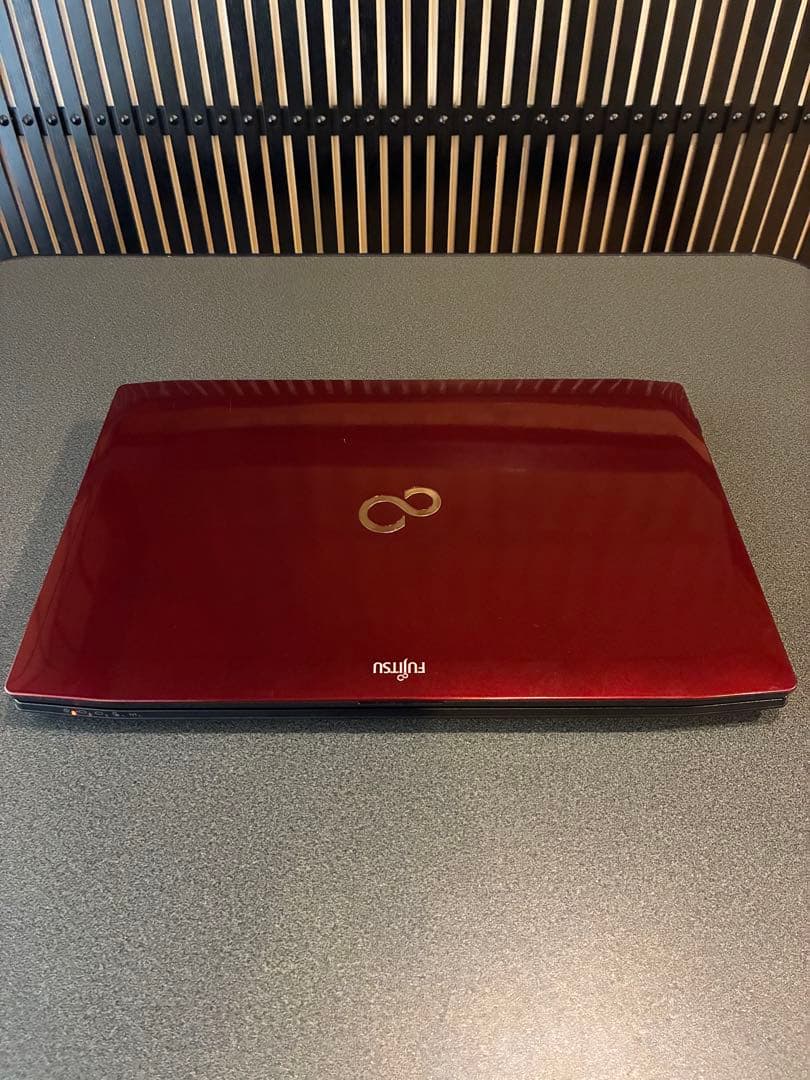 富士通 LIFEBOOK AH77/K Windows11 25H2