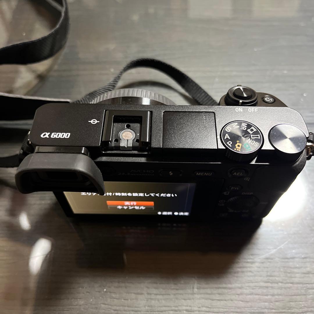 Sony α6000 ミラーレス一眼カメラ　ボディー、バッテリーのみ