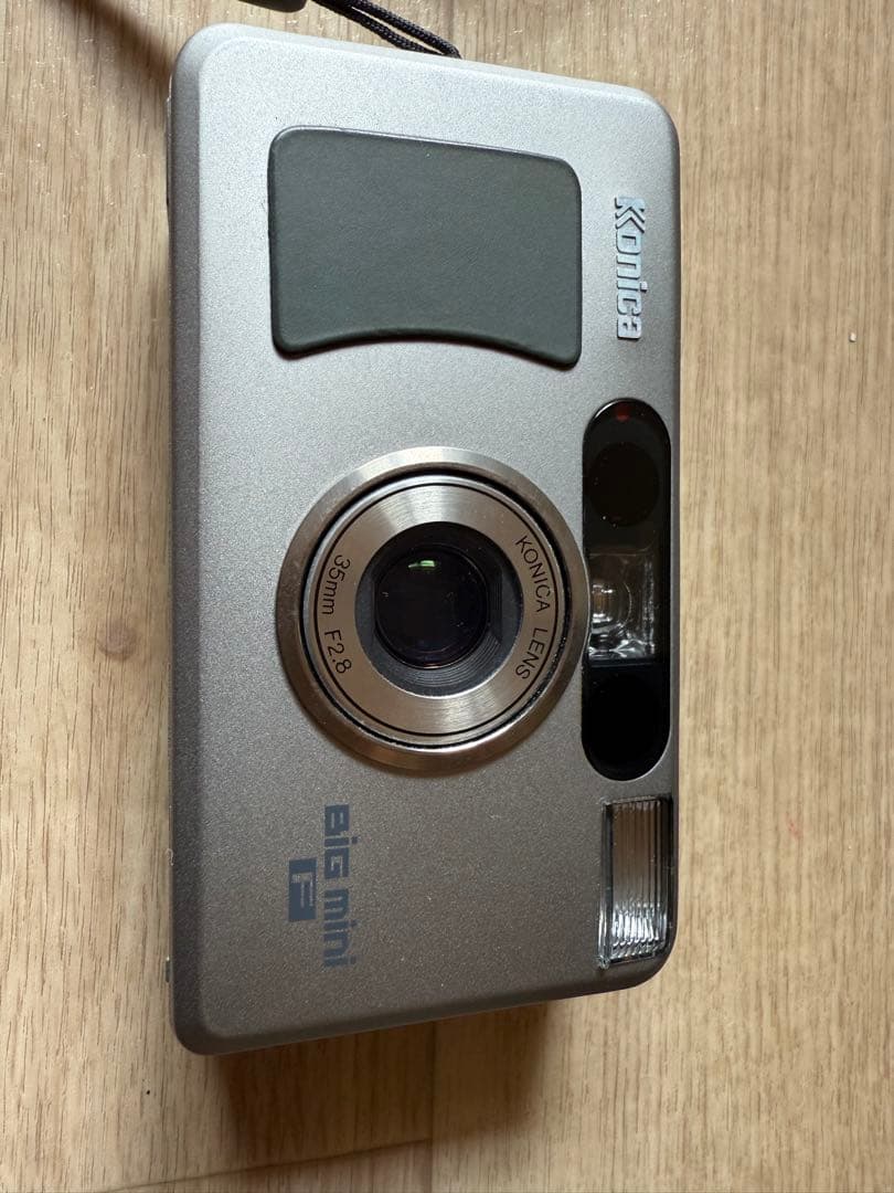 KONICA BIG MINI F シルバー コンパクトカメラ　ジャンク