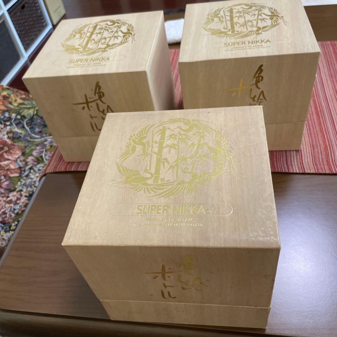 3-40年前限定物　【未開栓】ニッカ 陶器　有田焼 色絵ボトル ウイスキー 特級